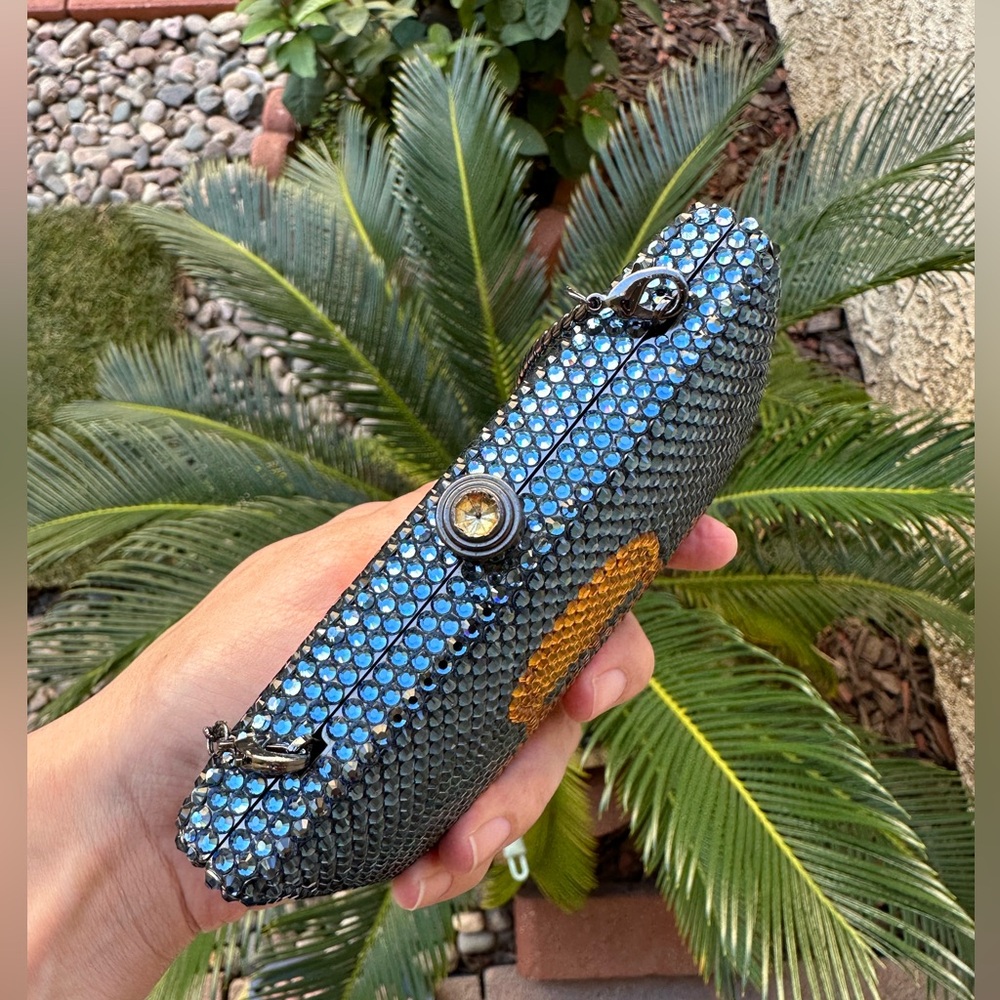 Super cute skull gem filled clutch/evening bag - Picture 5 of 14